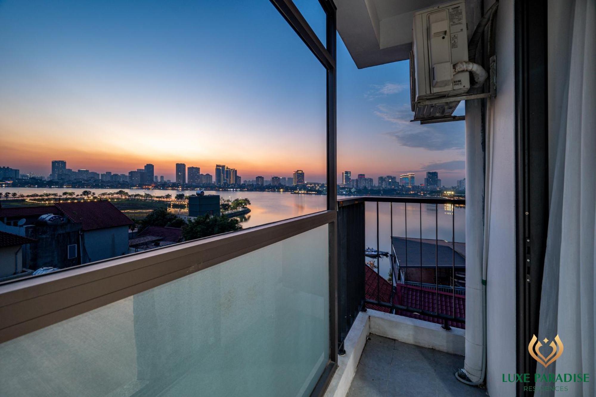 Luxe Paradise Residence 76 To Ngoc Van Hanoi Exterior foto