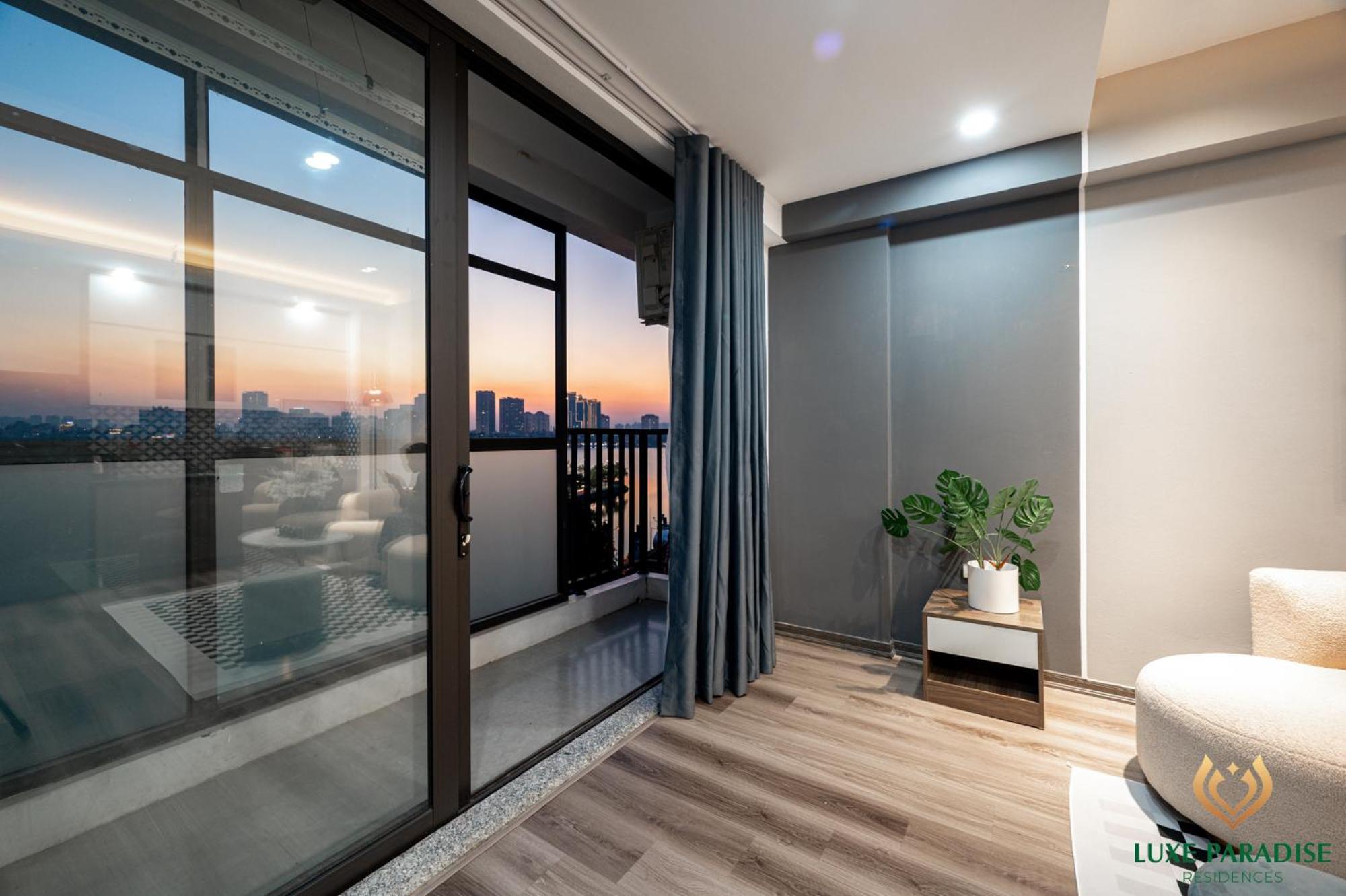 Luxe Paradise Residence 76 To Ngoc Van Hanoi Exterior foto