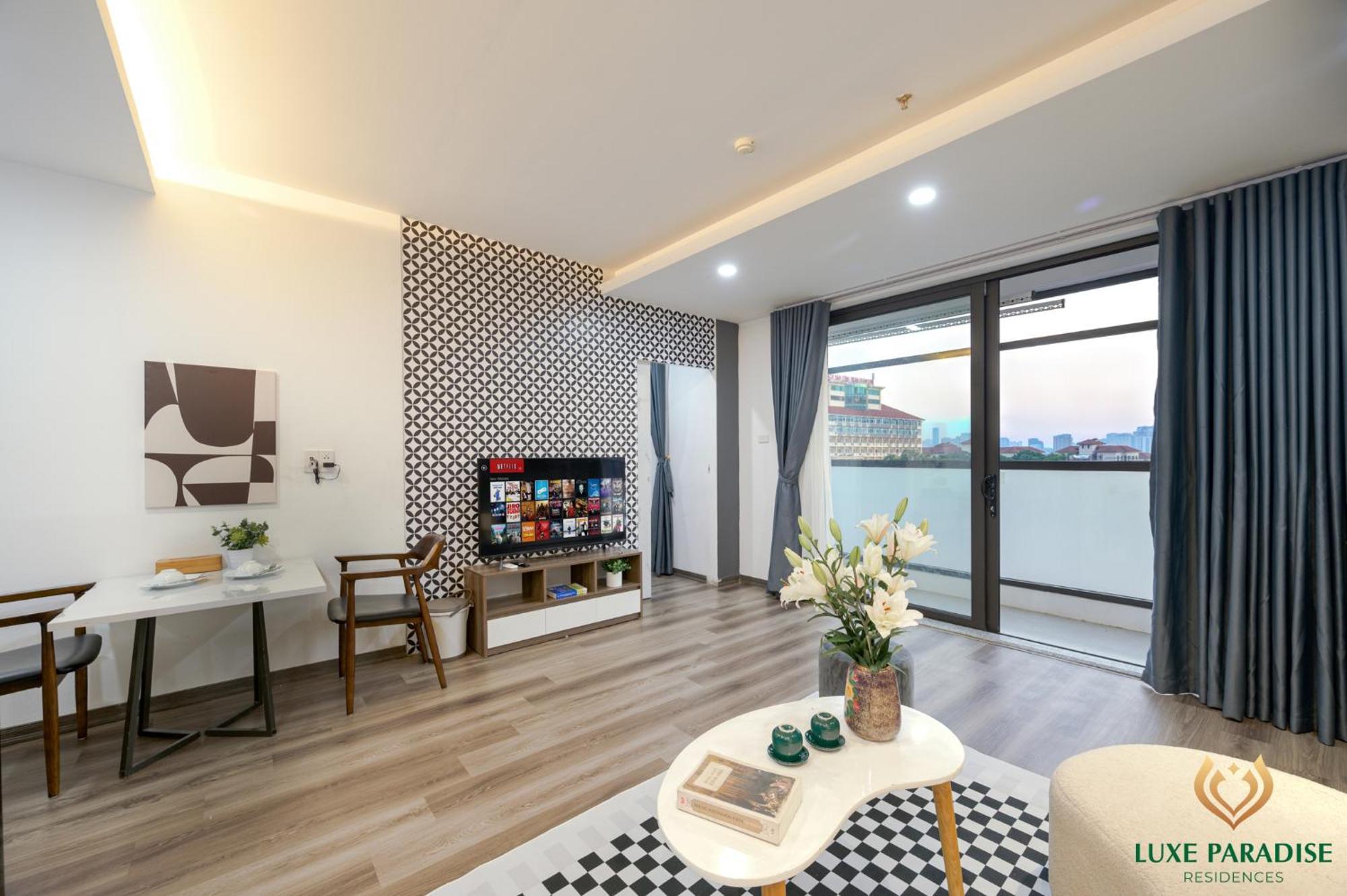 Luxe Paradise Residence 76 To Ngoc Van Hanoi Exterior foto
