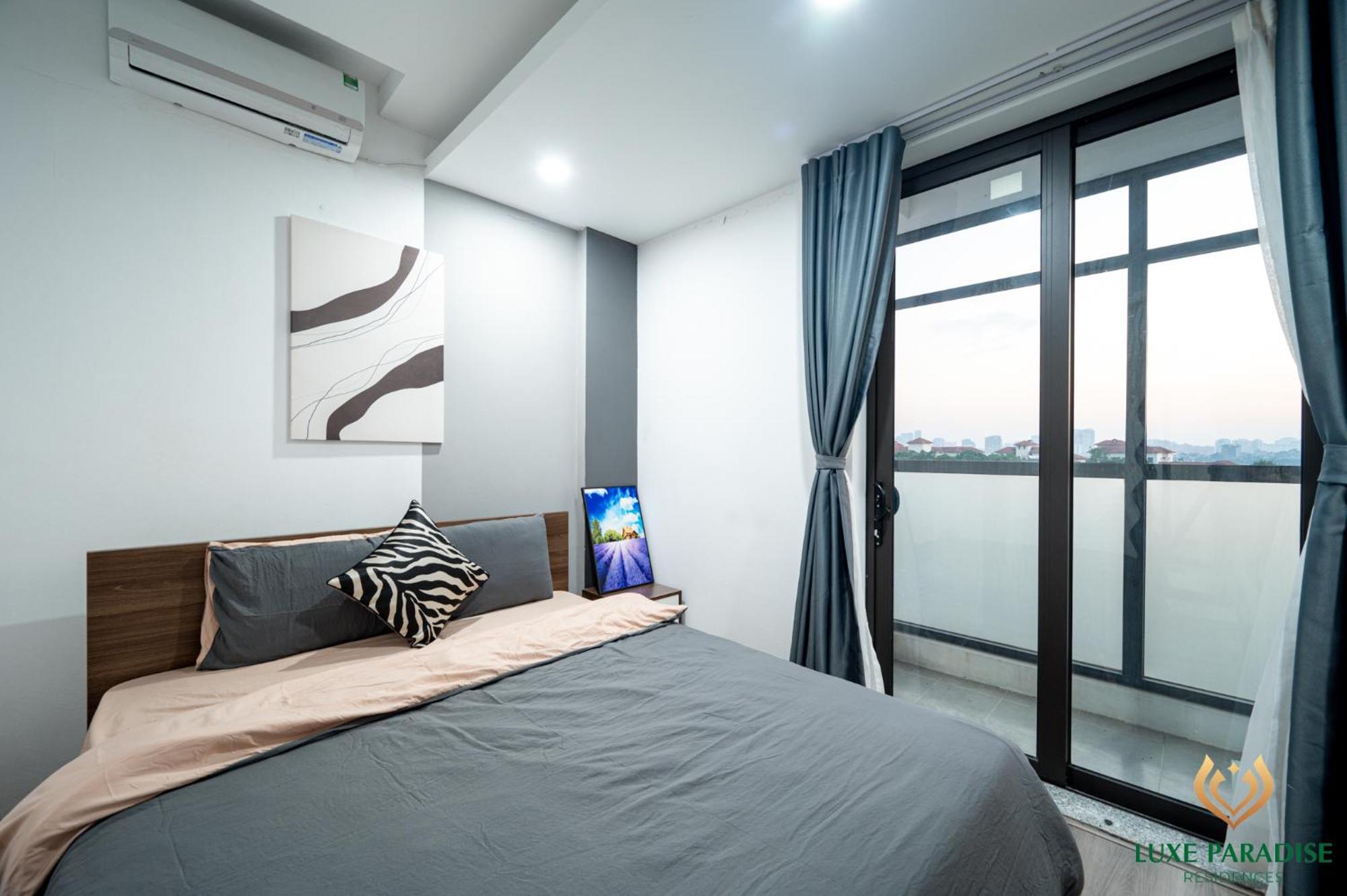 Luxe Paradise Residence 76 To Ngoc Van Hanoi Exterior foto