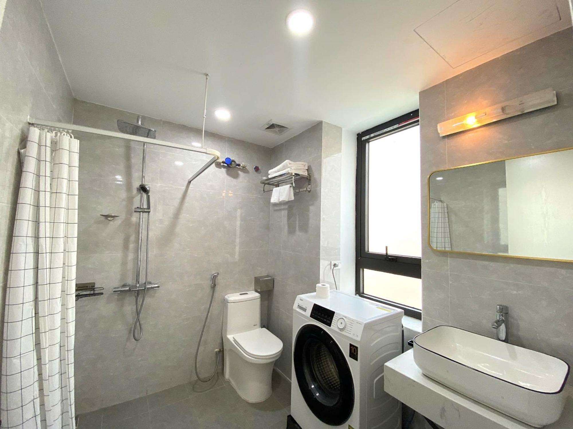 Luxe Paradise Residence 76 To Ngoc Van Hanoi Exterior foto