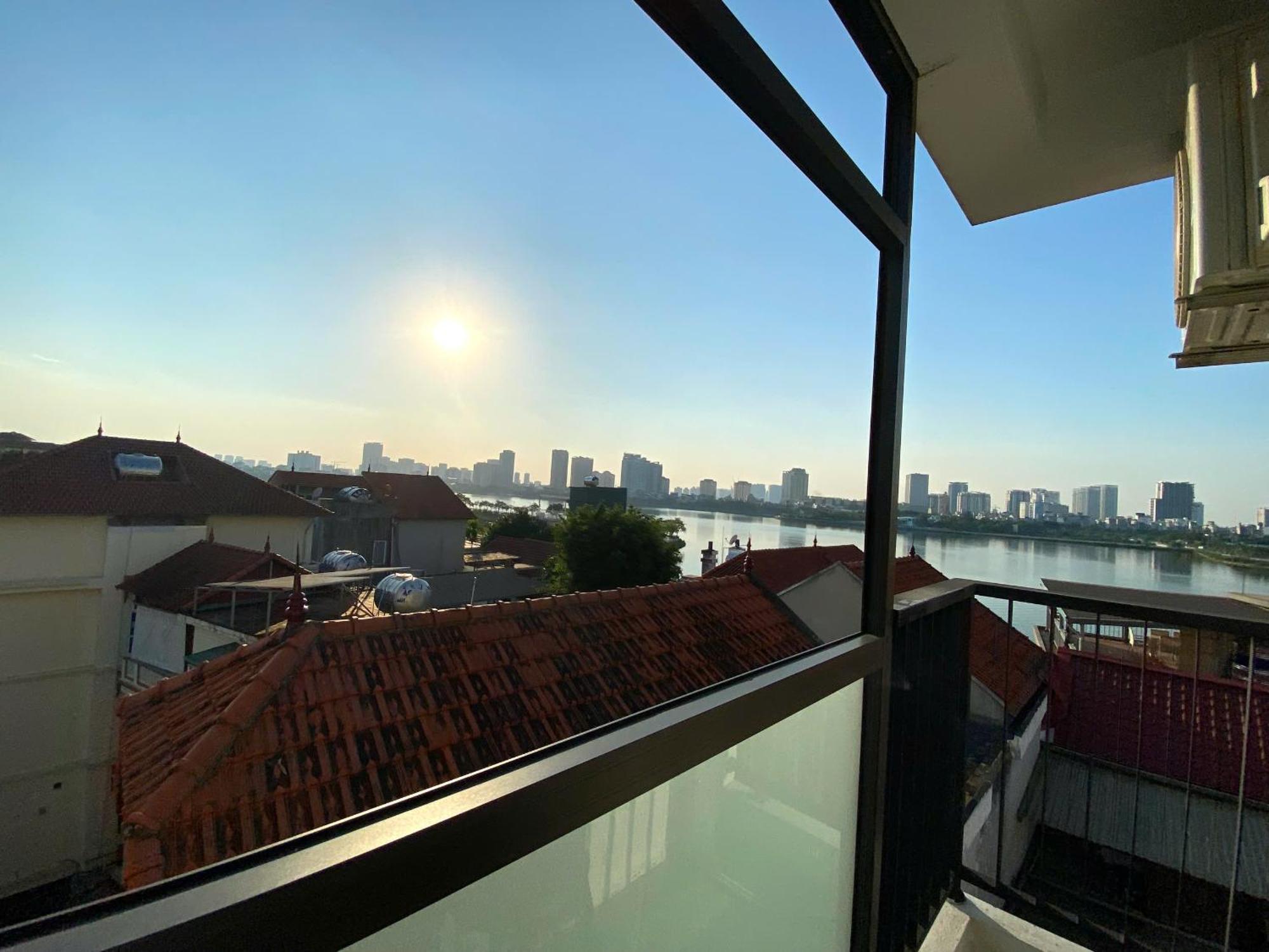 Luxe Paradise Residence 76 To Ngoc Van Hanoi Exterior foto